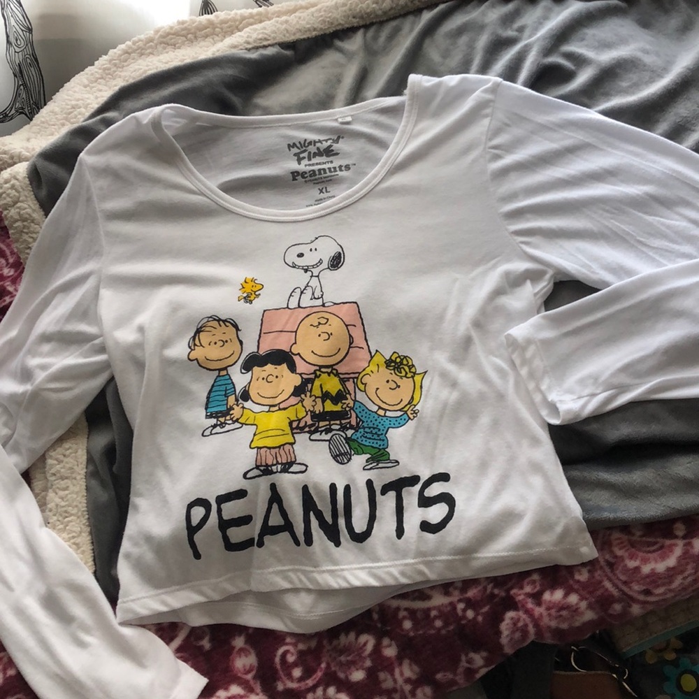 Cropped Peanuts long sleeve t-shirt